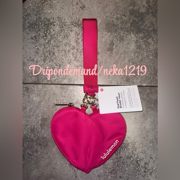 Lululemon Dual Pouch Wristlet Heart- Passionate/Passionate/Gold - Picture 3 of 6